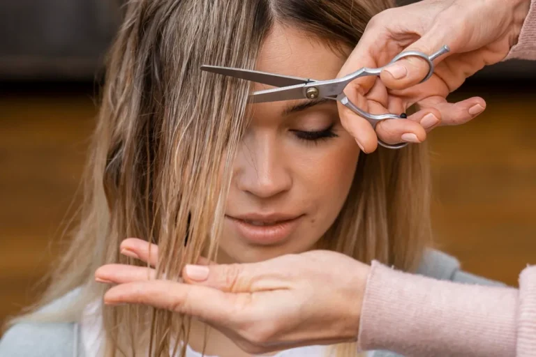 Comment choisir la meilleure coupe de cheveux pour les femmes selon la forme du visage ?