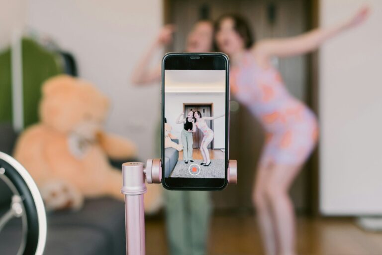100 des Meilleures Questions des Années 90 à Poser à la Génération Z sur TikTok